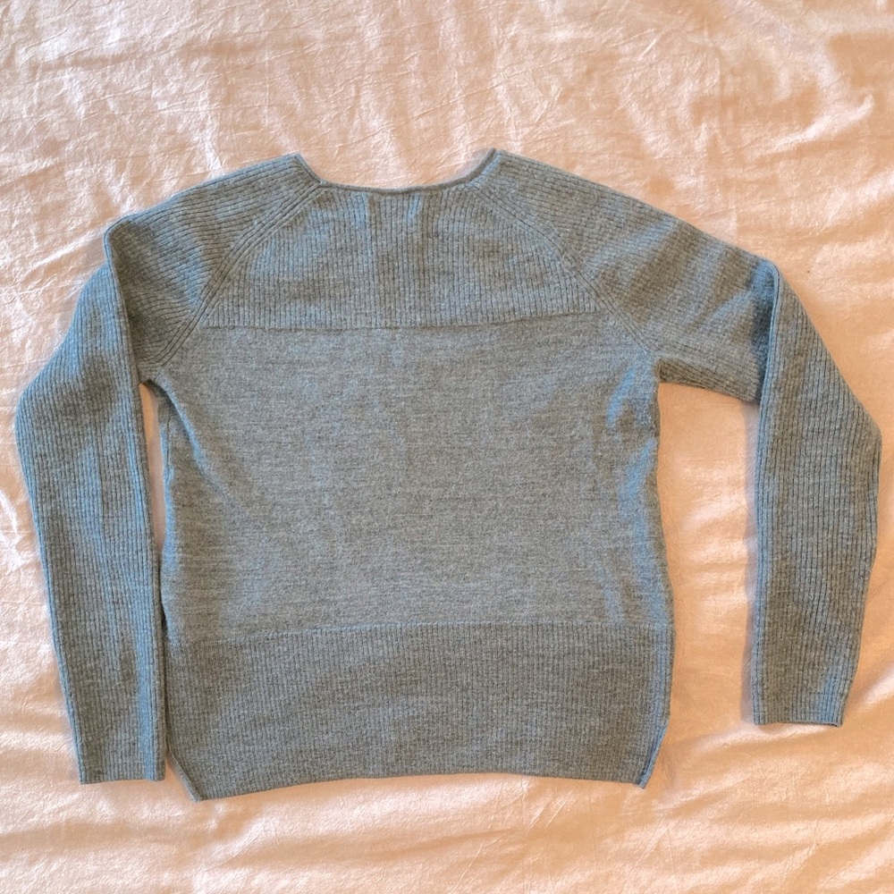 💯% merino wool sweater | medium - Picture 2 of 3